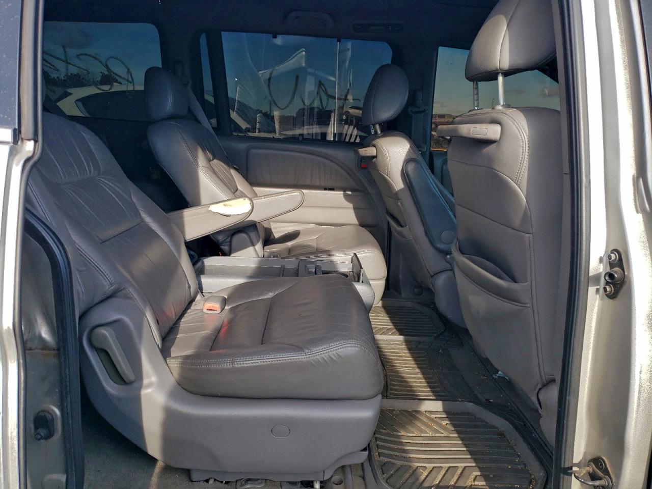 2008 HONDA ODYSSEY TOURING photo 11