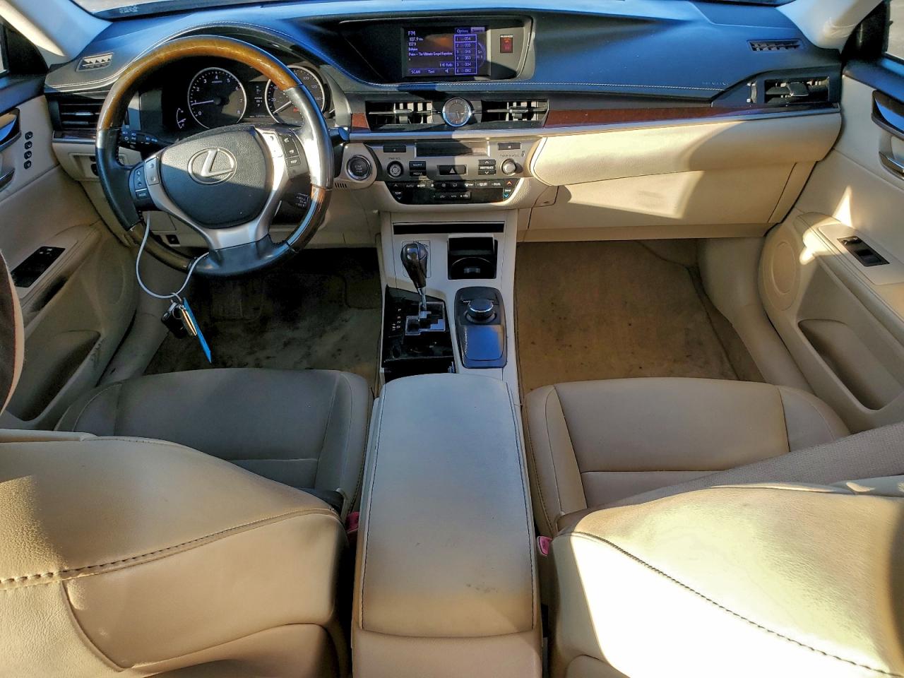 2013 LEXUS ES 350 photo 8
