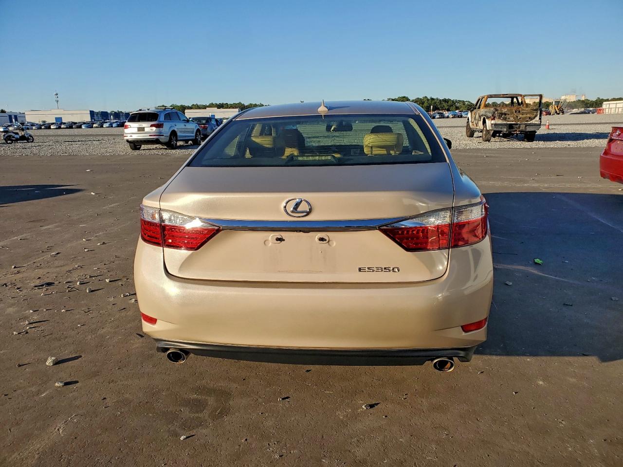 2013 LEXUS ES 350 photo 6