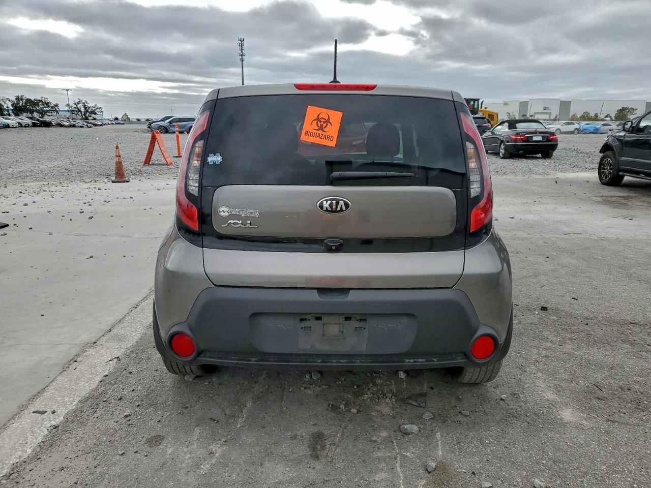 2015 KIA SOUL + photo 6