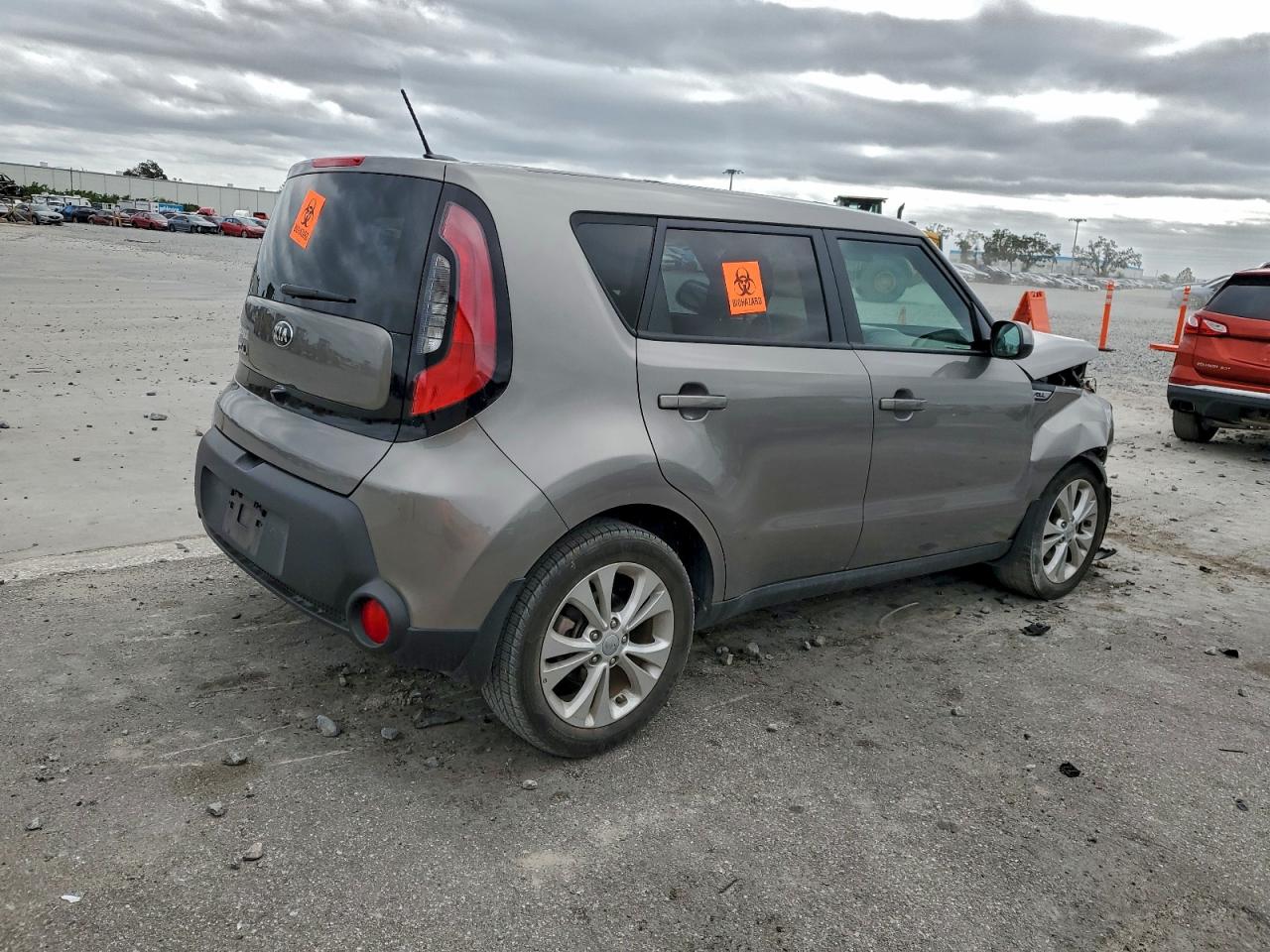 2015 KIA SOUL + photo 3