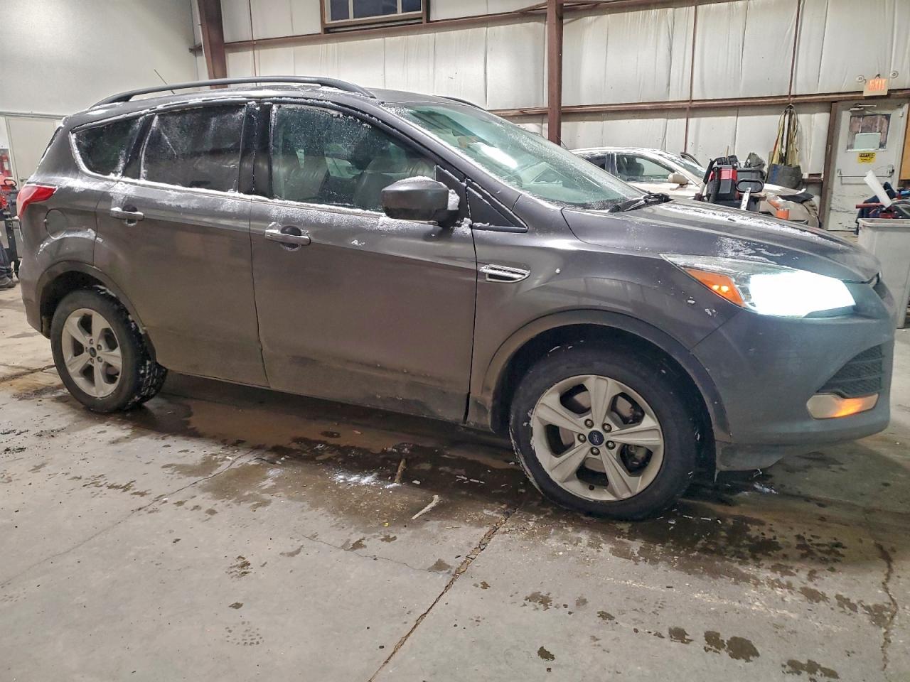2014 FORD ESCAPE SE photo 4