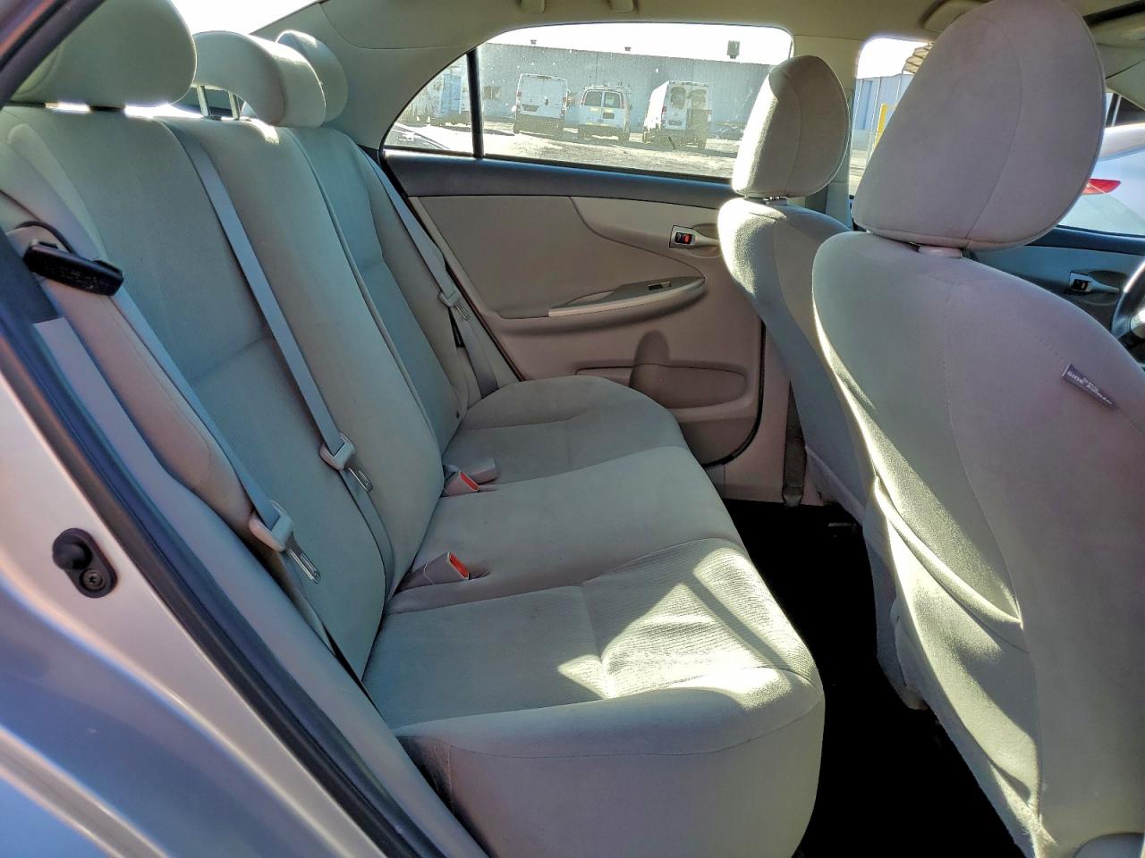 2012 TOYOTA COROLLA BASE photo 10