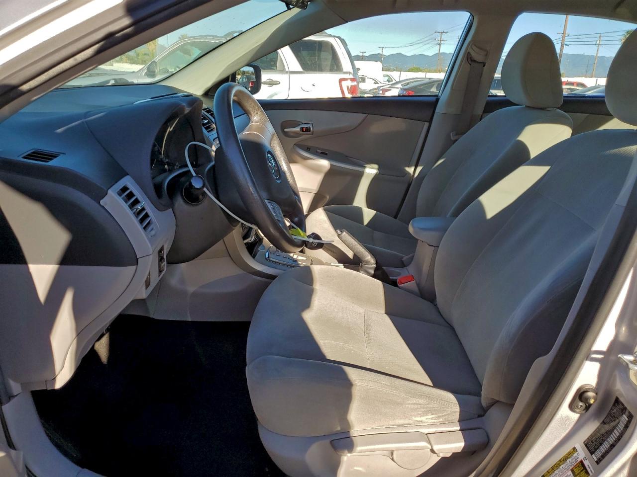 2012 TOYOTA COROLLA BASE photo 7