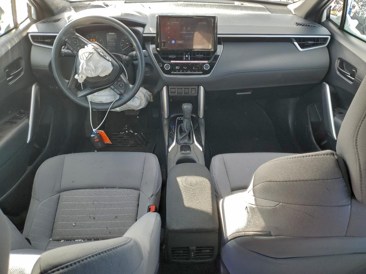 2025 TOYOTA COROLLA CROSS SE photo 8