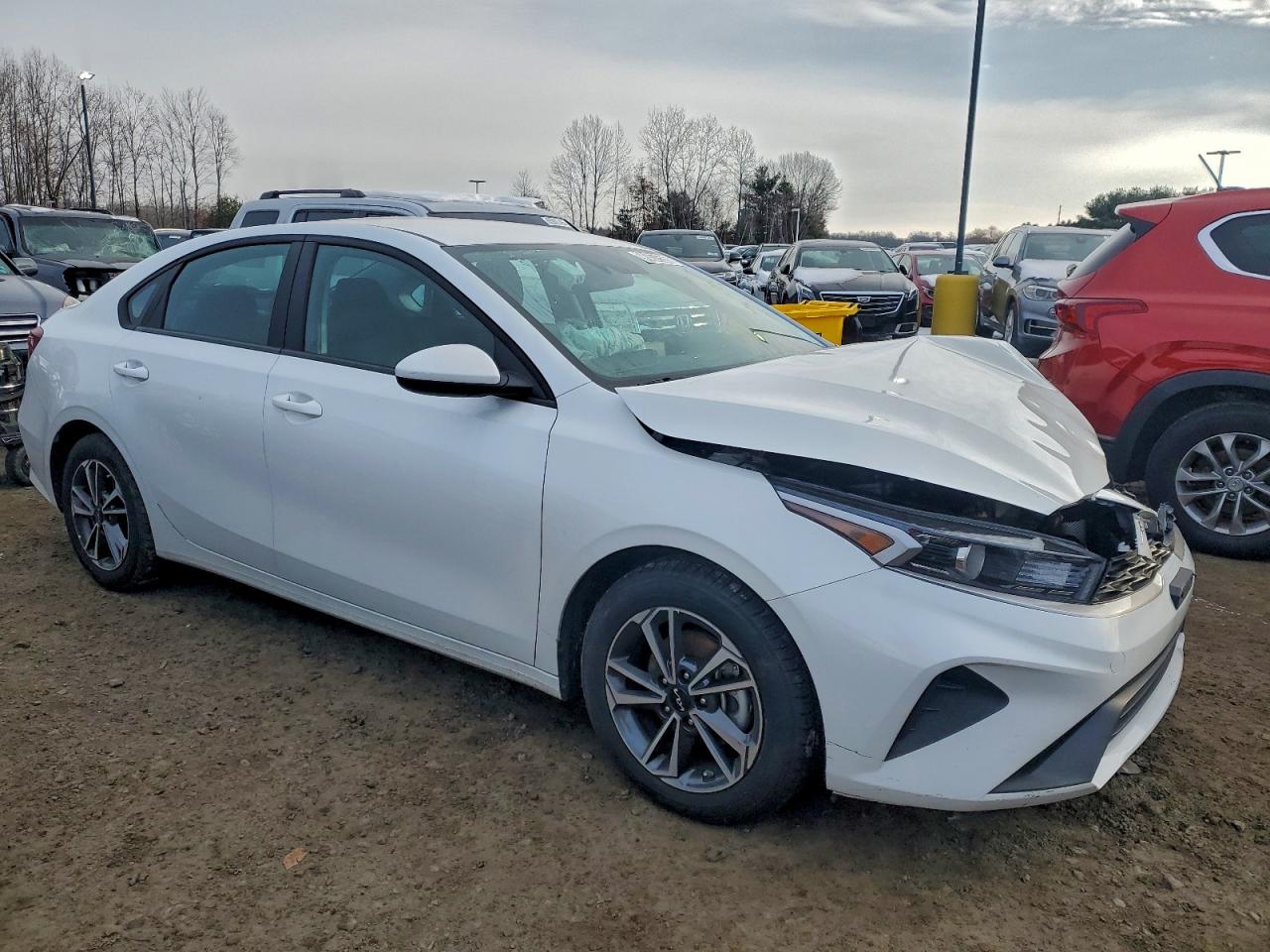 2024 KIA FORTE LXS photo 4