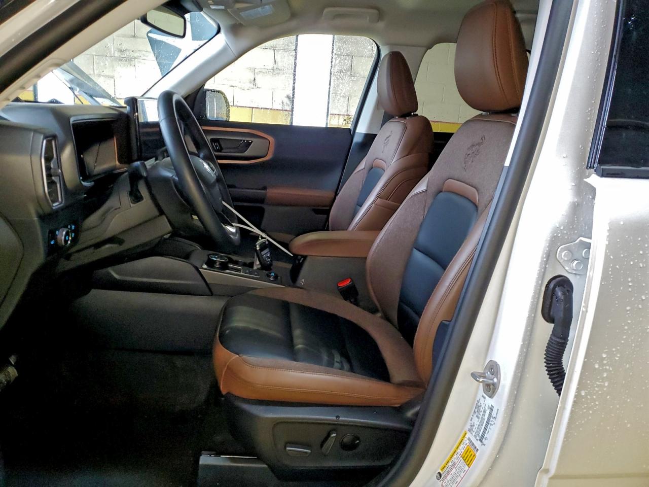 2025 FORD BRONCO SPORT OUTER BANKS photo 7