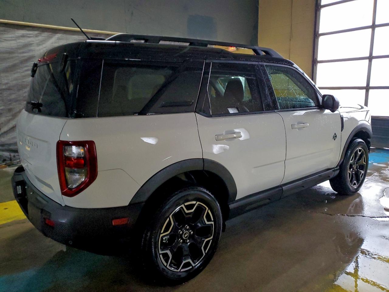 2025 FORD BRONCO SPORT OUTER BANKS photo 3