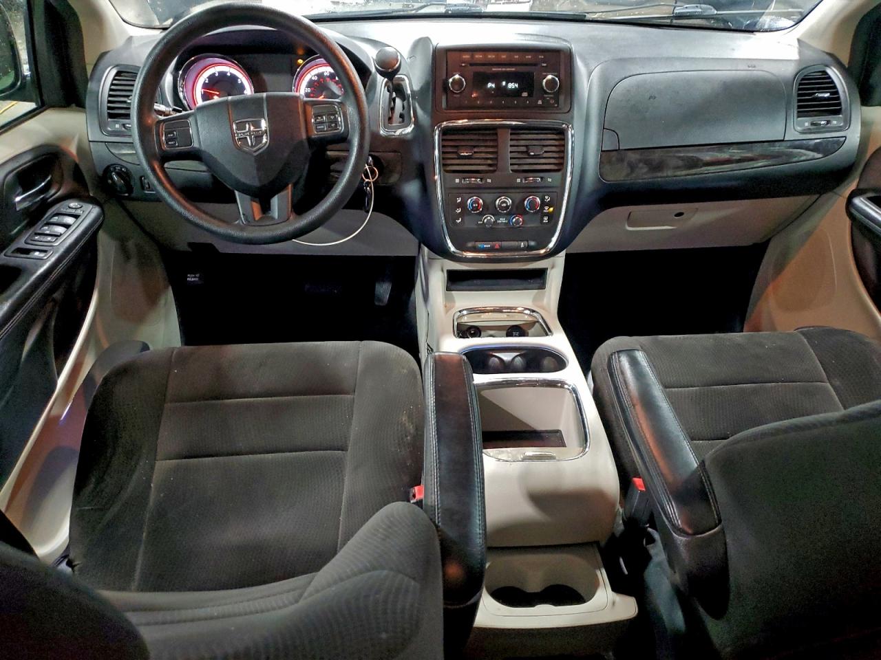 2012 DODGE GRAND CARAVAN SXT photo 8