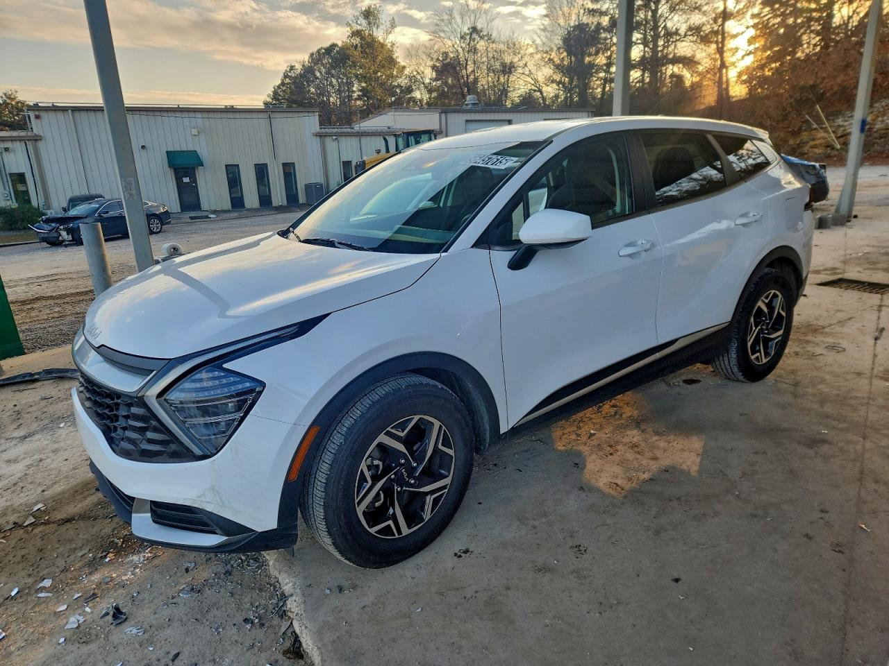 2025 KIA SPORTAGE LX — SIDE damage — photo 1