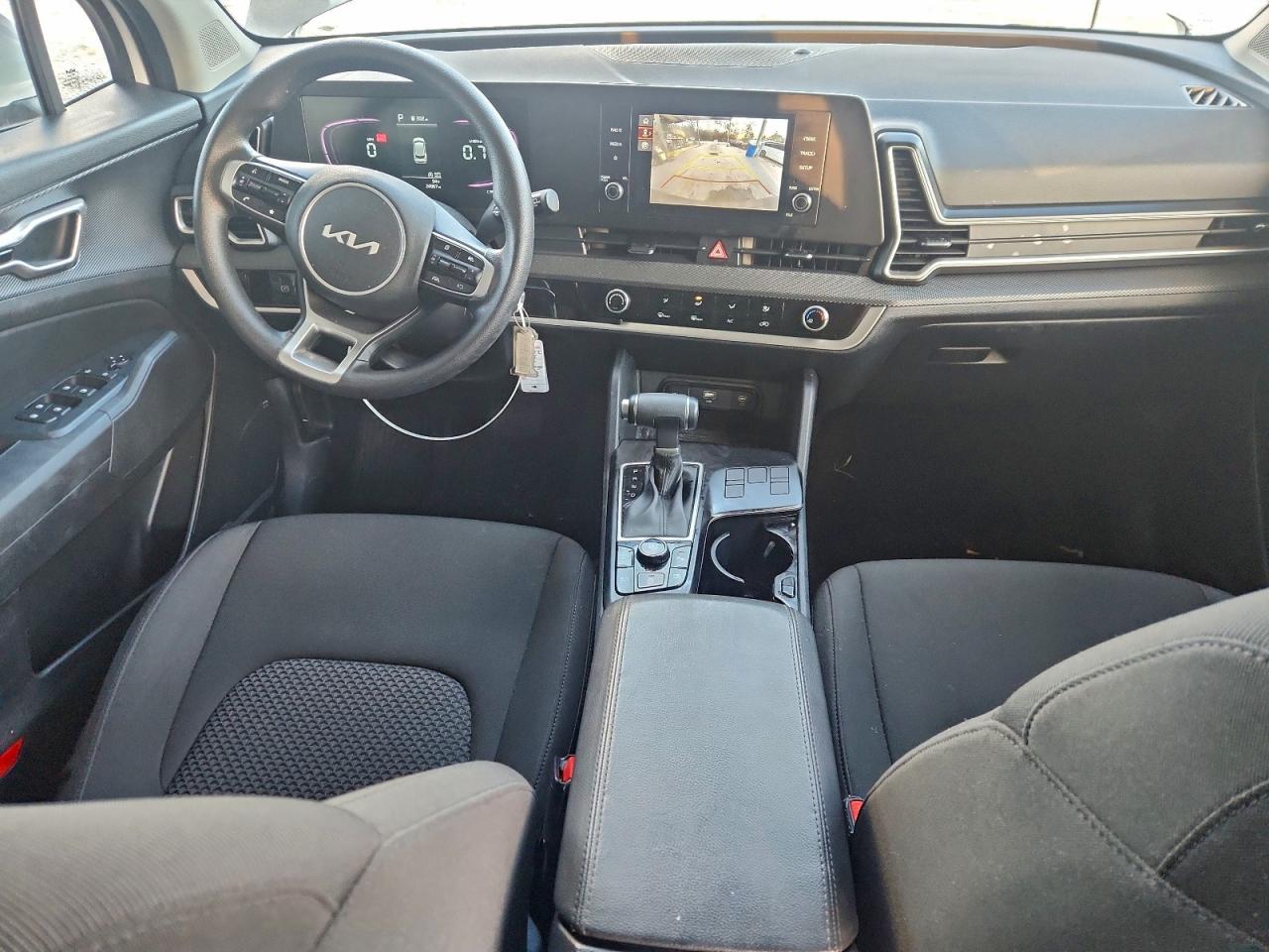 2025 KIA SPORTAGE LX photo 8