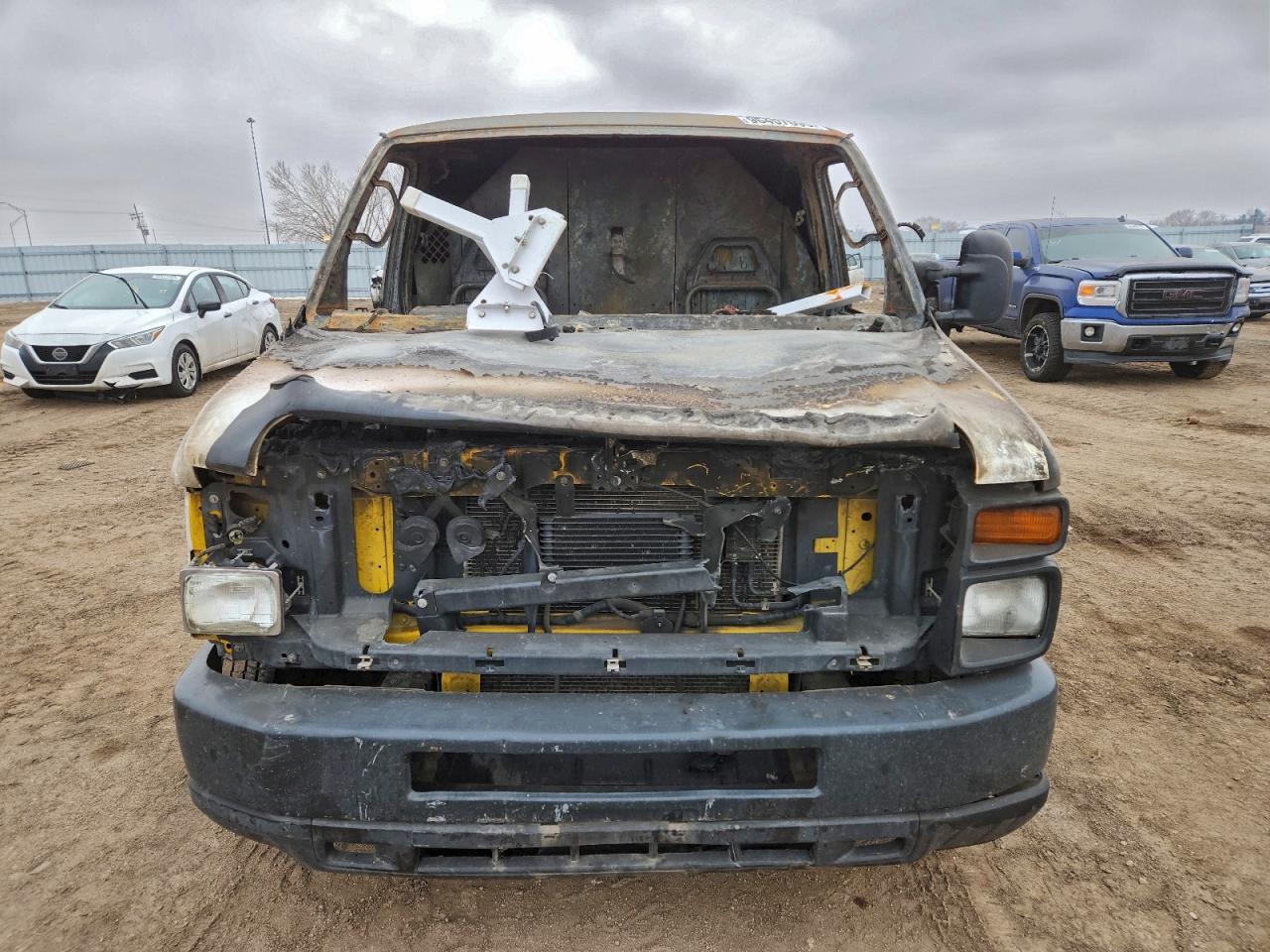 2008 FORD E250 UTILITY / SERVICE VAN photo 9