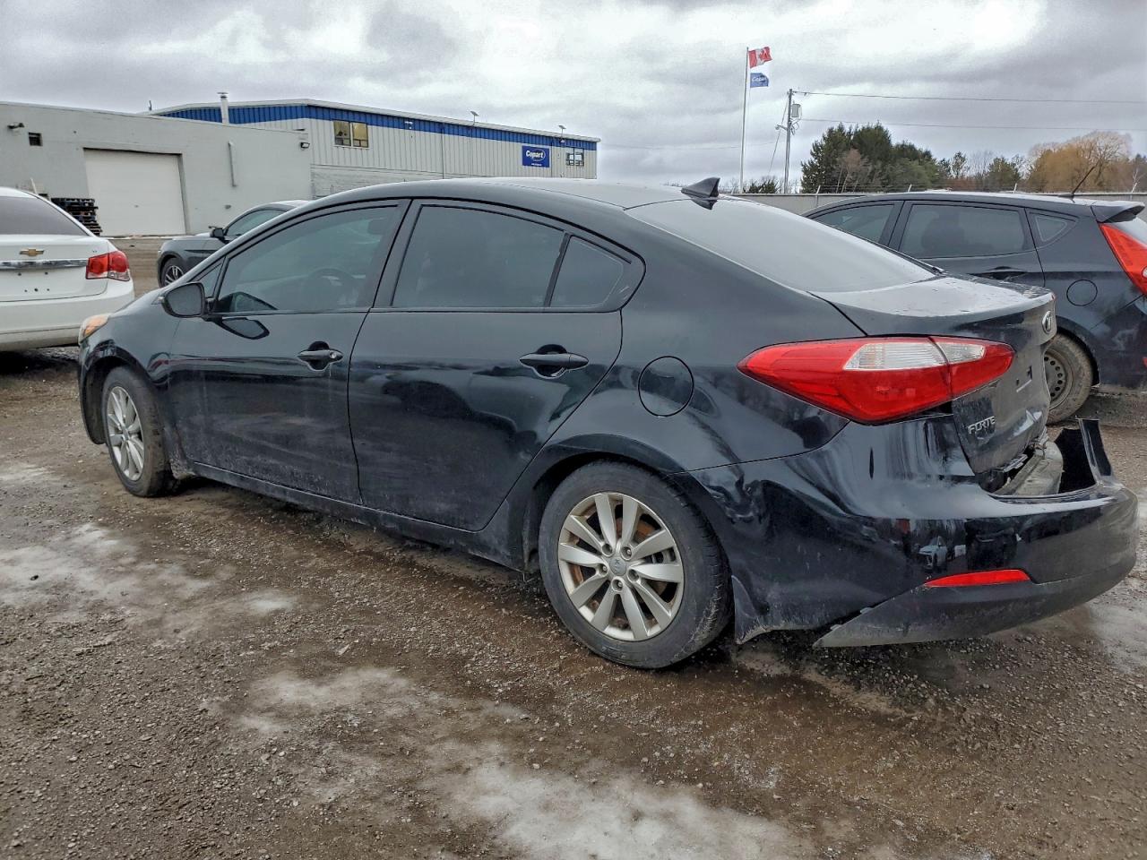 2015 KIA FORTE LX photo 2