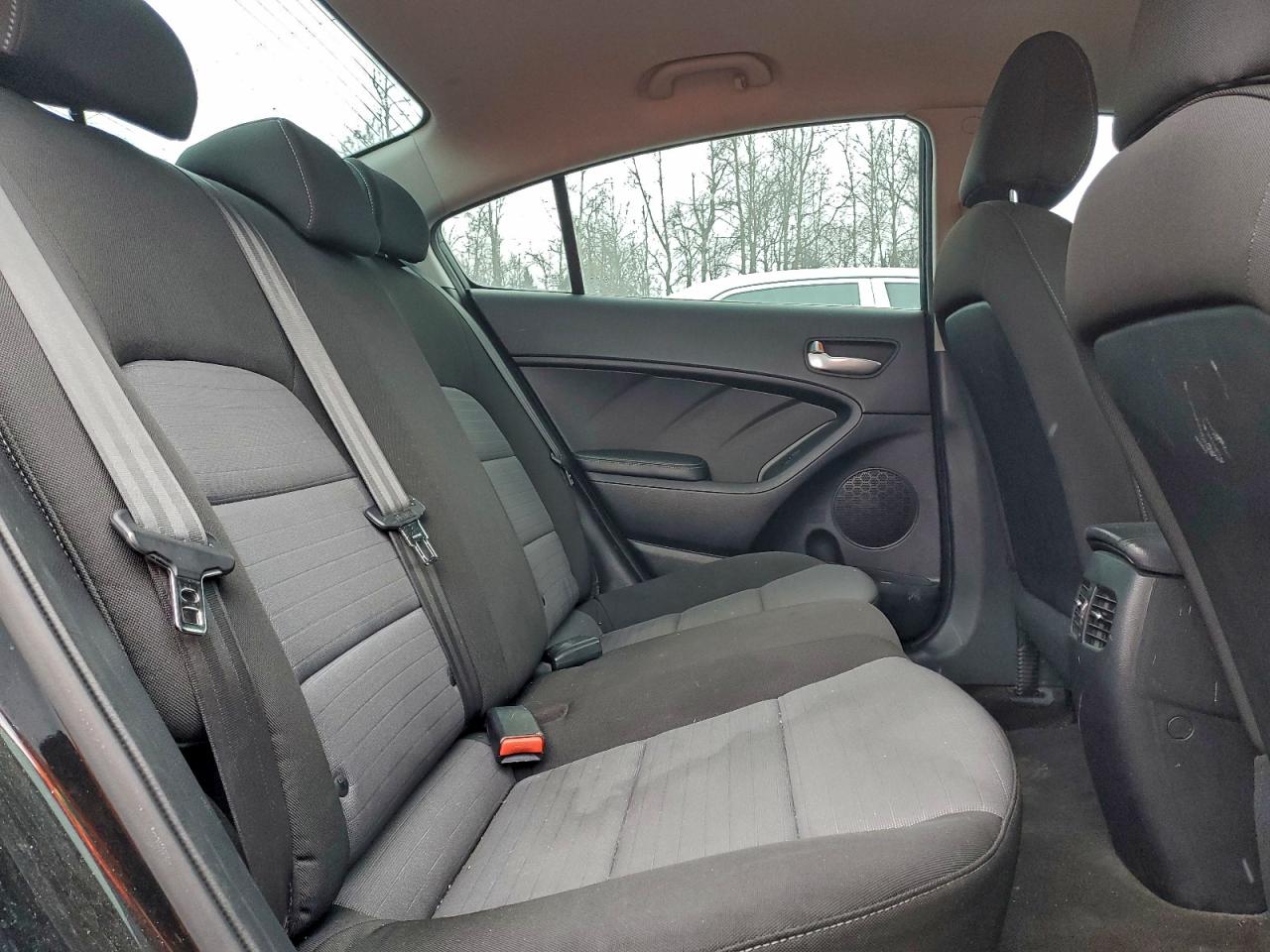2015 KIA FORTE LX photo 10