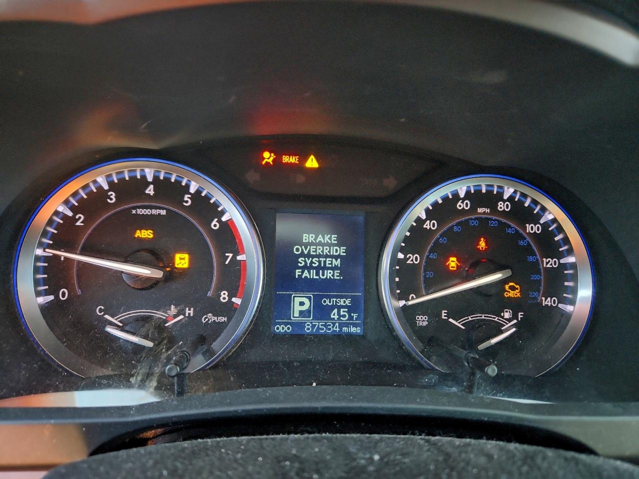 2016 TOYOTA HIGHLANDER LE photo 9