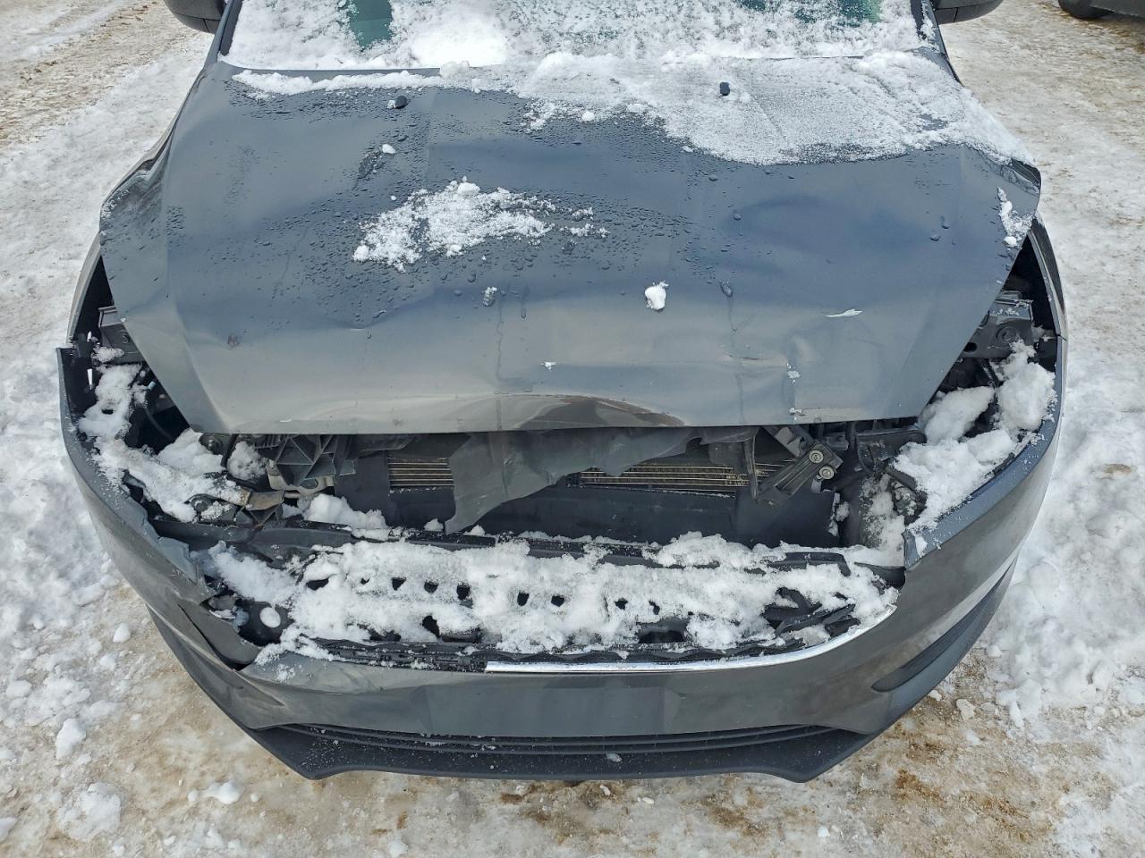 2018 FORD FOCUS SE photo 11