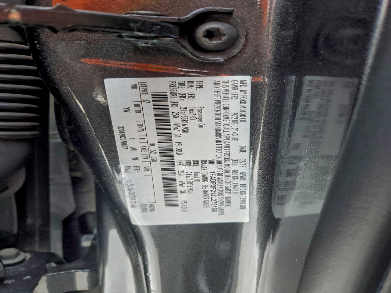2018 FORD FOCUS SE photo 13