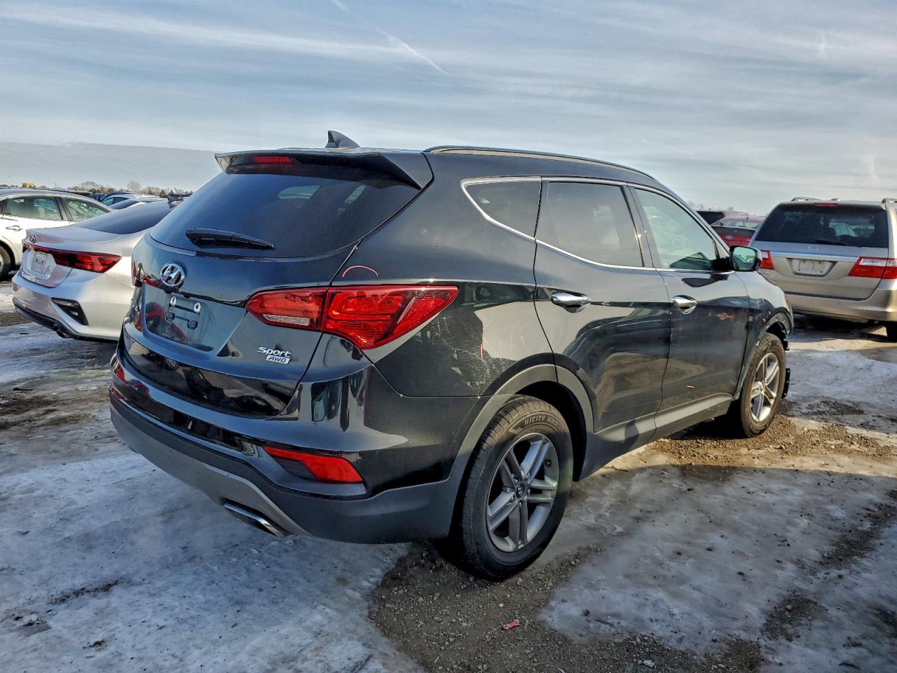 2017 HYUNDAI SANTA FE SPORT photo 3