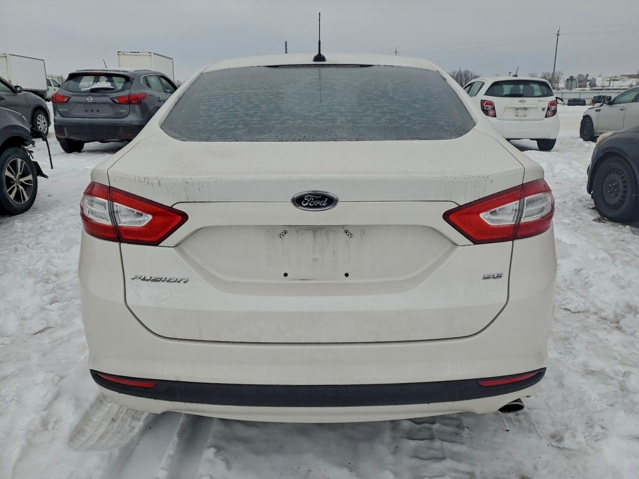 2013 FORD FUSION SE photo 6