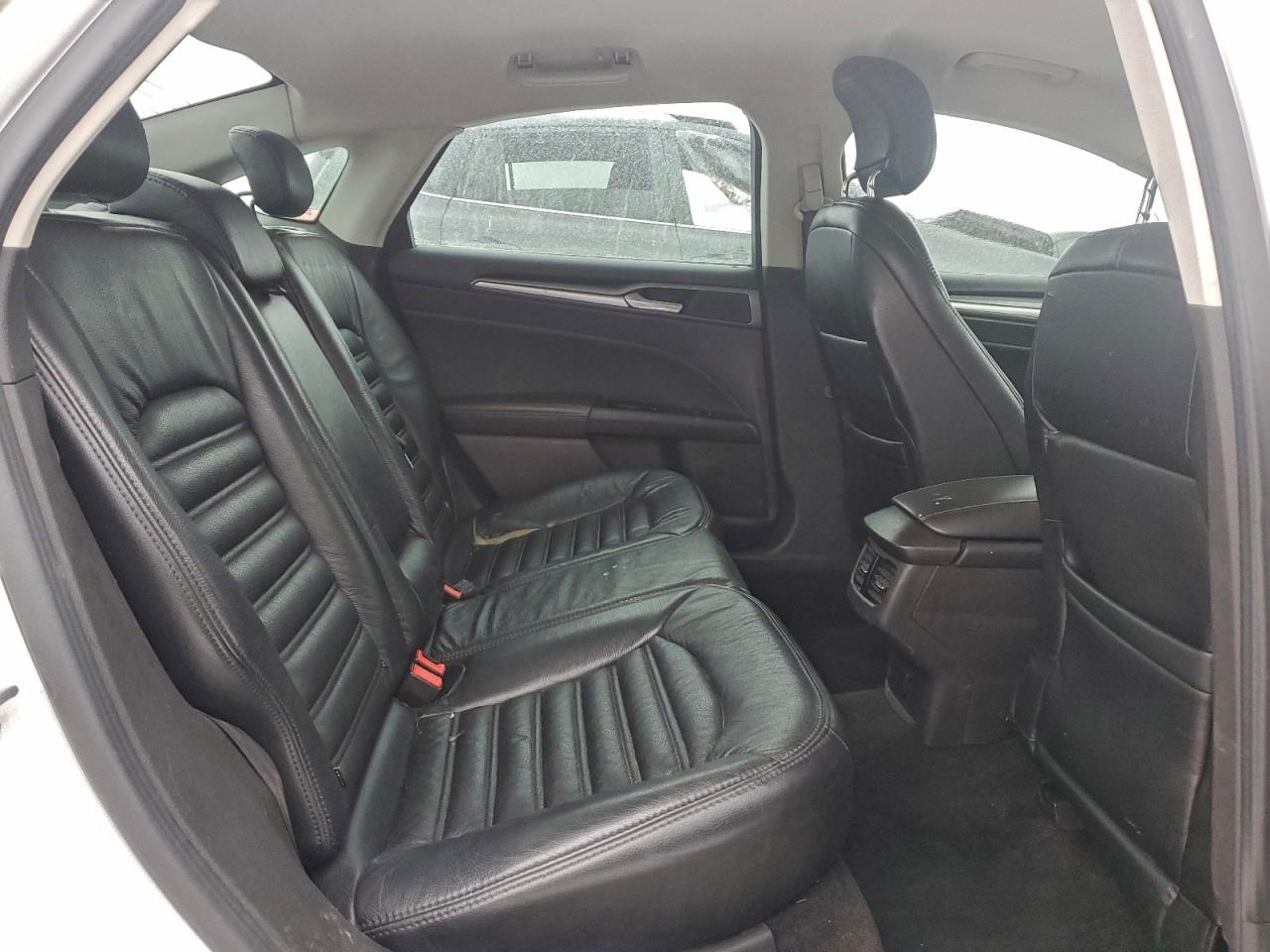 2013 FORD FUSION SE photo 10