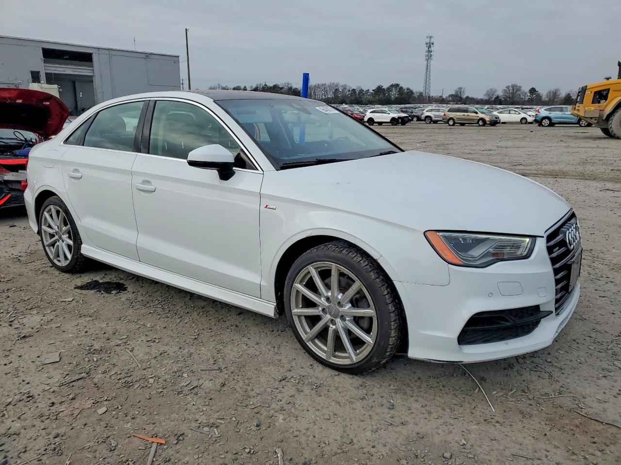 2015 AUDI A3 photo 4