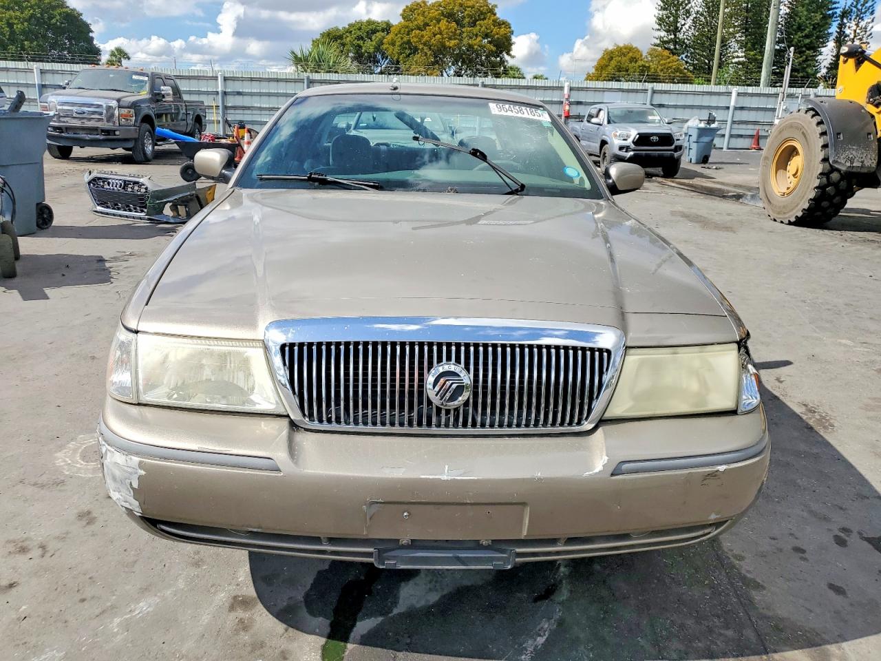 2003 MERCURY GRAND MARQUIS GS photo 5