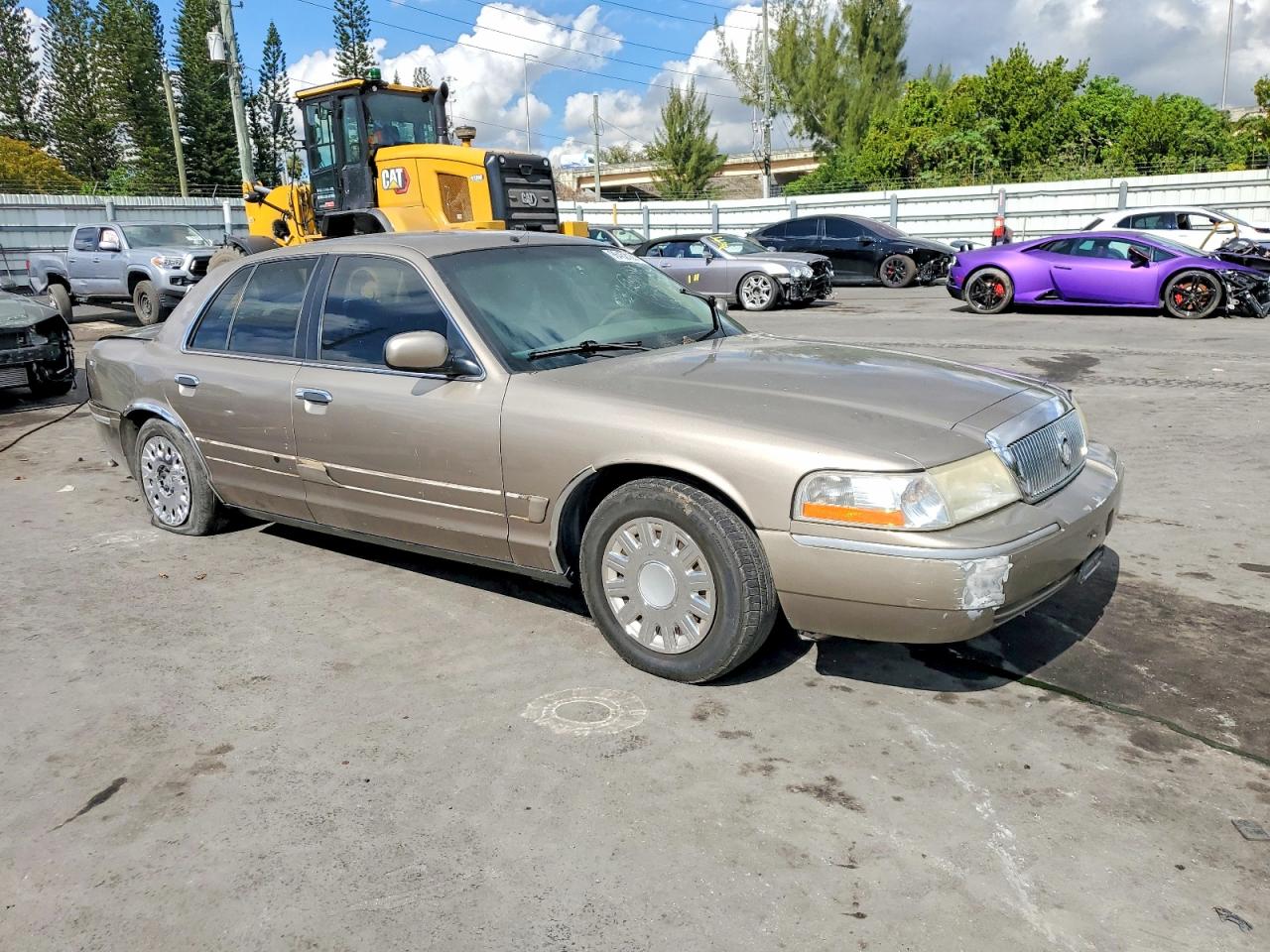 2003 MERCURY GRAND MARQUIS GS photo 4