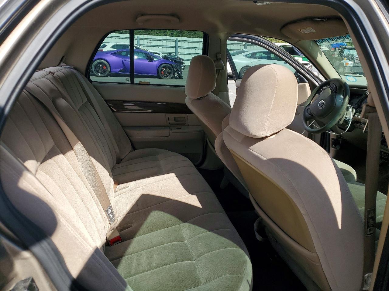 2003 MERCURY GRAND MARQUIS GS photo 10