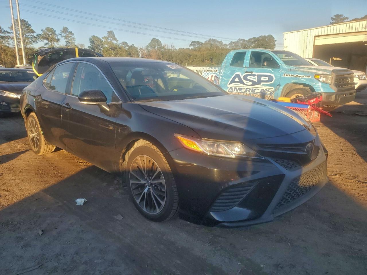 2018 TOYOTA CAMRY L photo 4