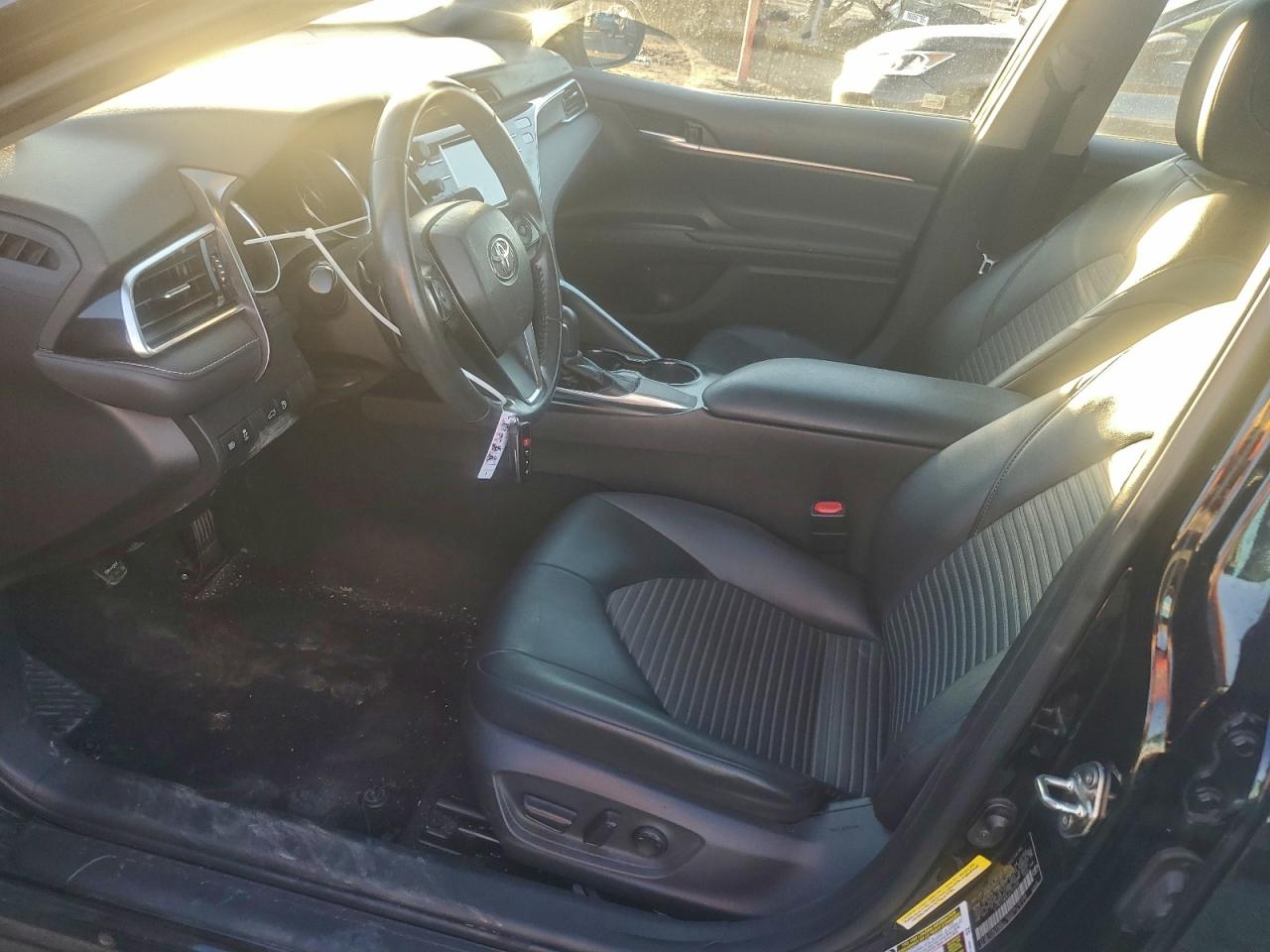 2018 TOYOTA CAMRY L photo 7