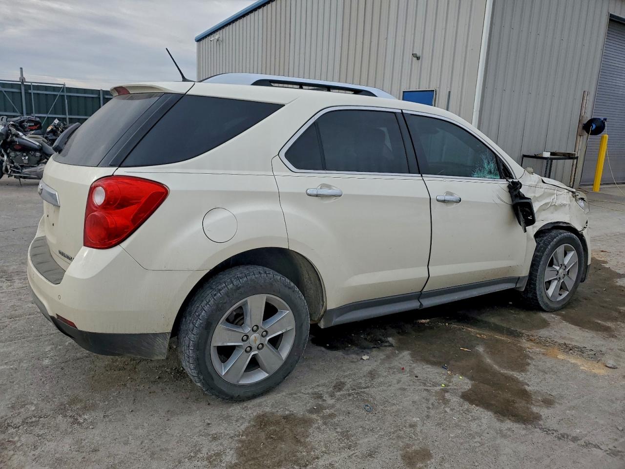 2013 CHEVROLET EQUINOX LTZ photo 3