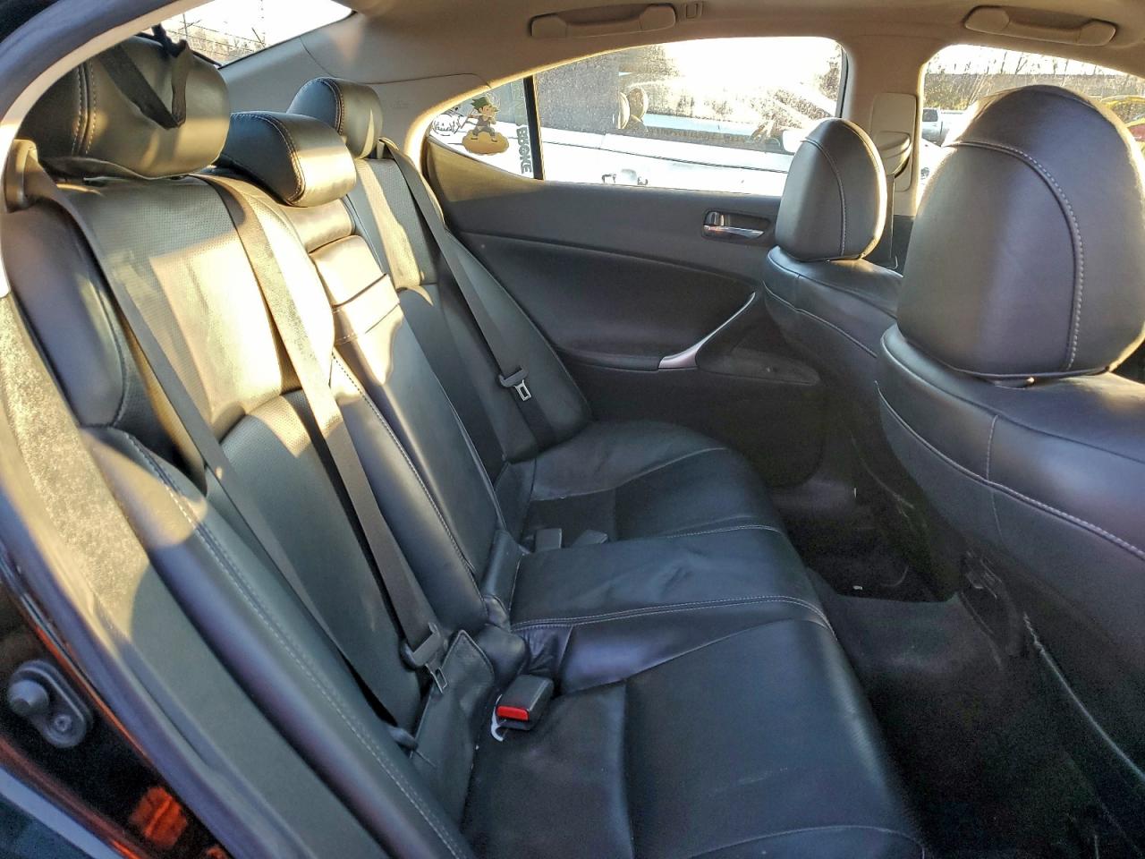 2010 LEXUS IS 250 photo 10