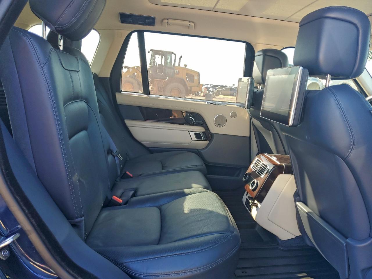 2020 LAND ROVER RANGE ROVER P525 HSE photo 11