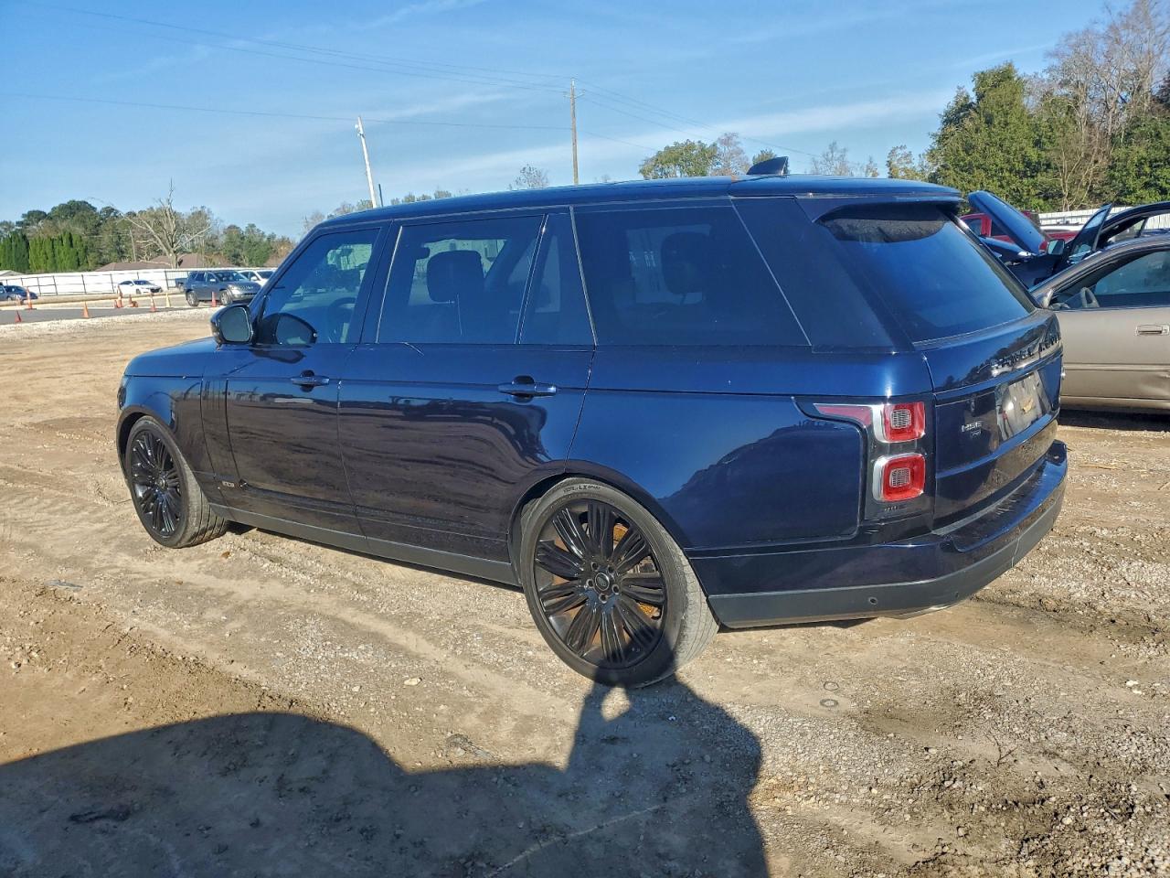 2020 LAND ROVER RANGE ROVER P525 HSE photo 2
