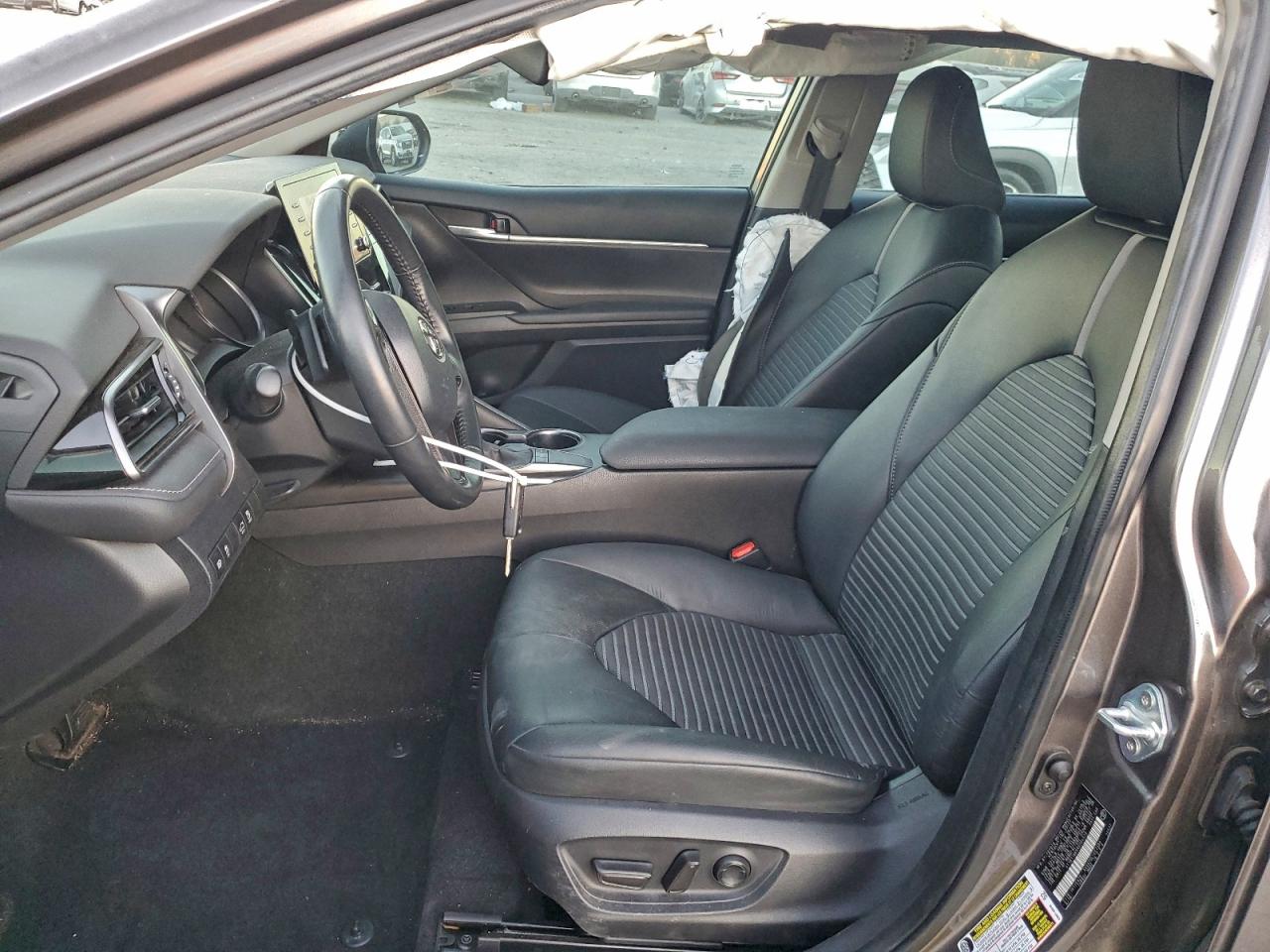 2024 TOYOTA CAMRY SE NIGHT SHADE photo 7