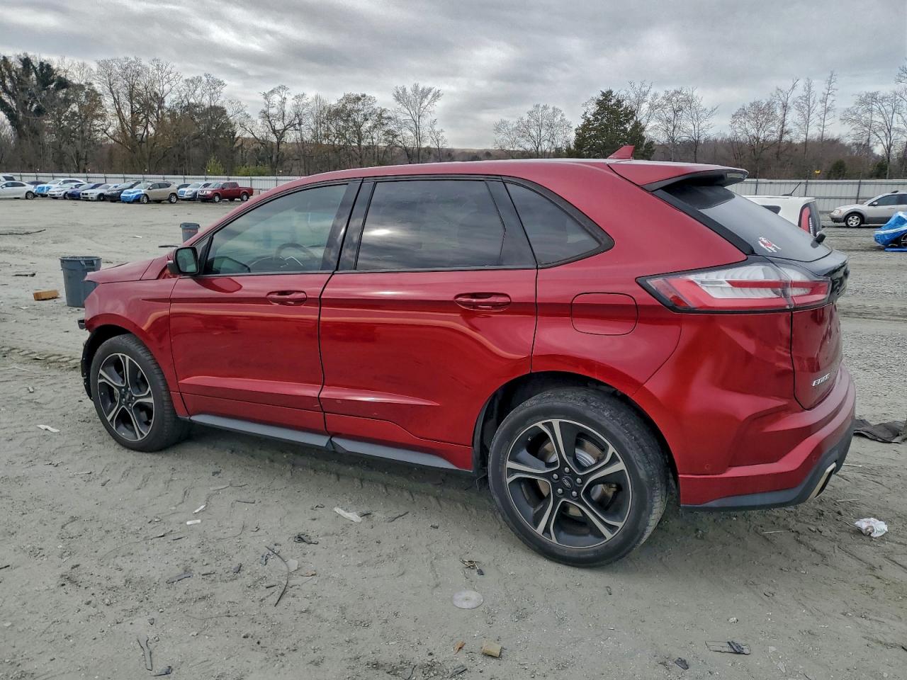 2019 FORD EDGE ST photo 2