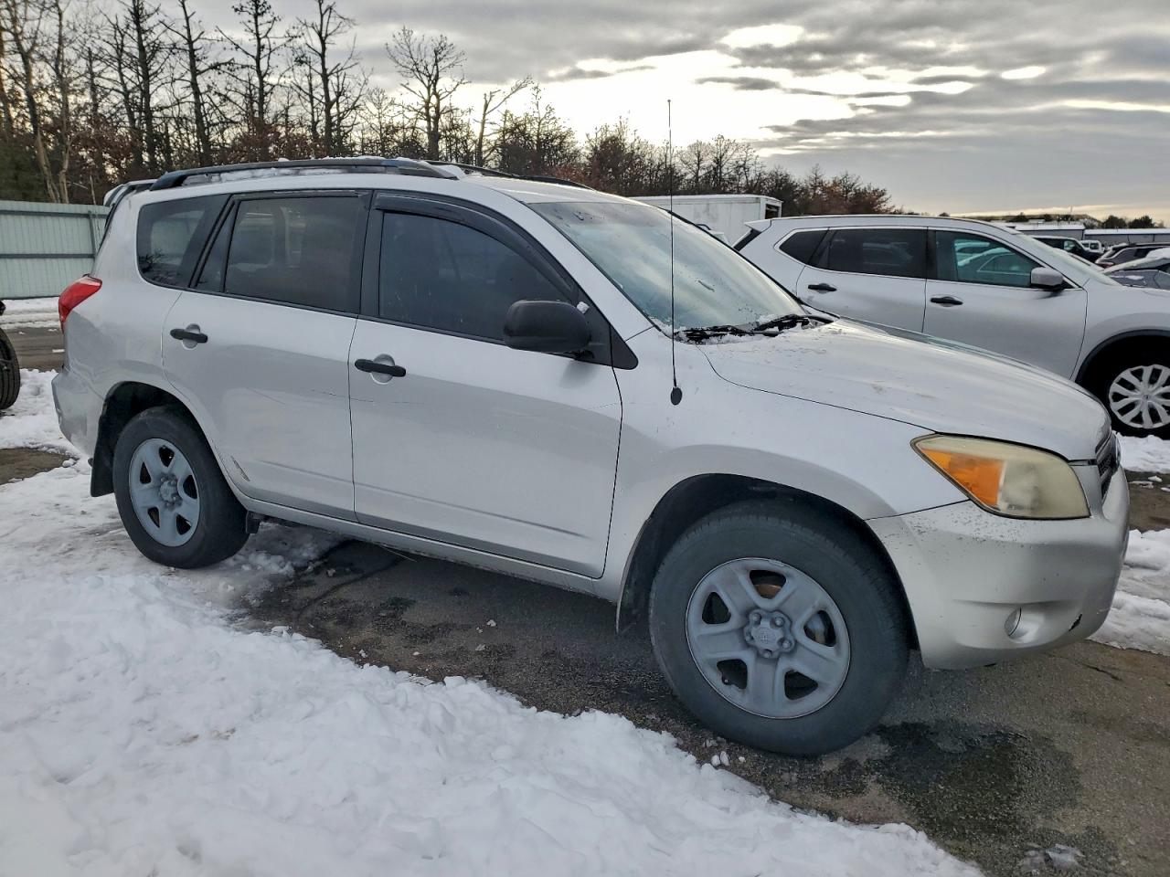 2007 TOYOTA RAV4 photo 4