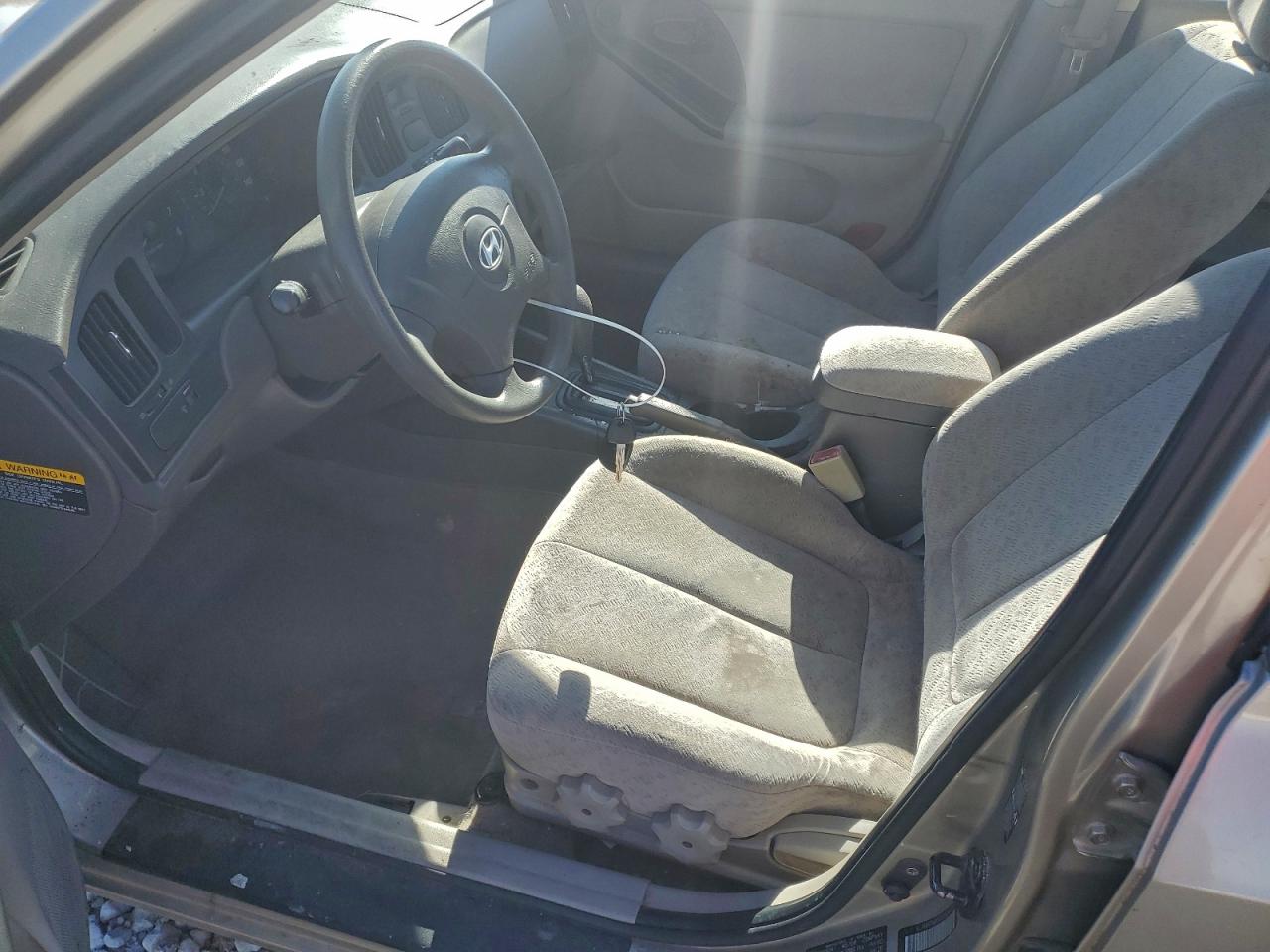 2006 HYUNDAI ELANTRA GLS photo 7