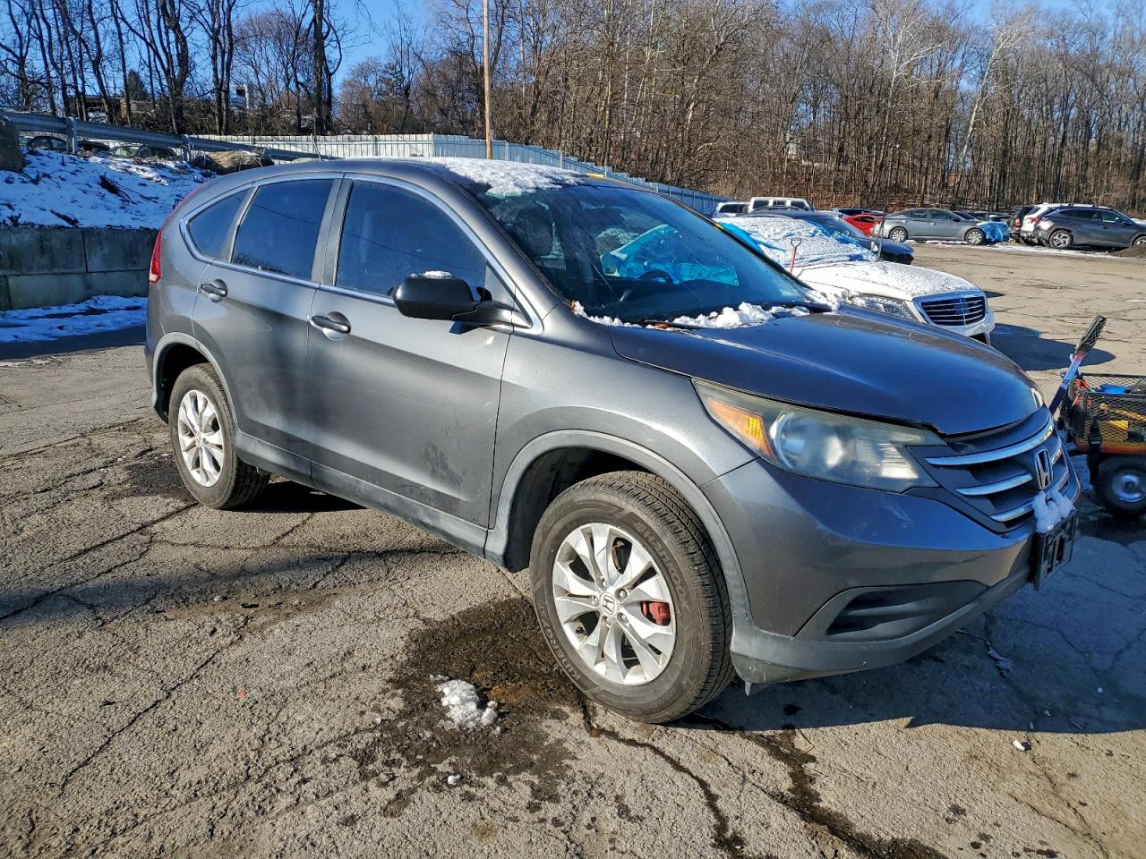 2013 HONDA CR-V LX photo 4