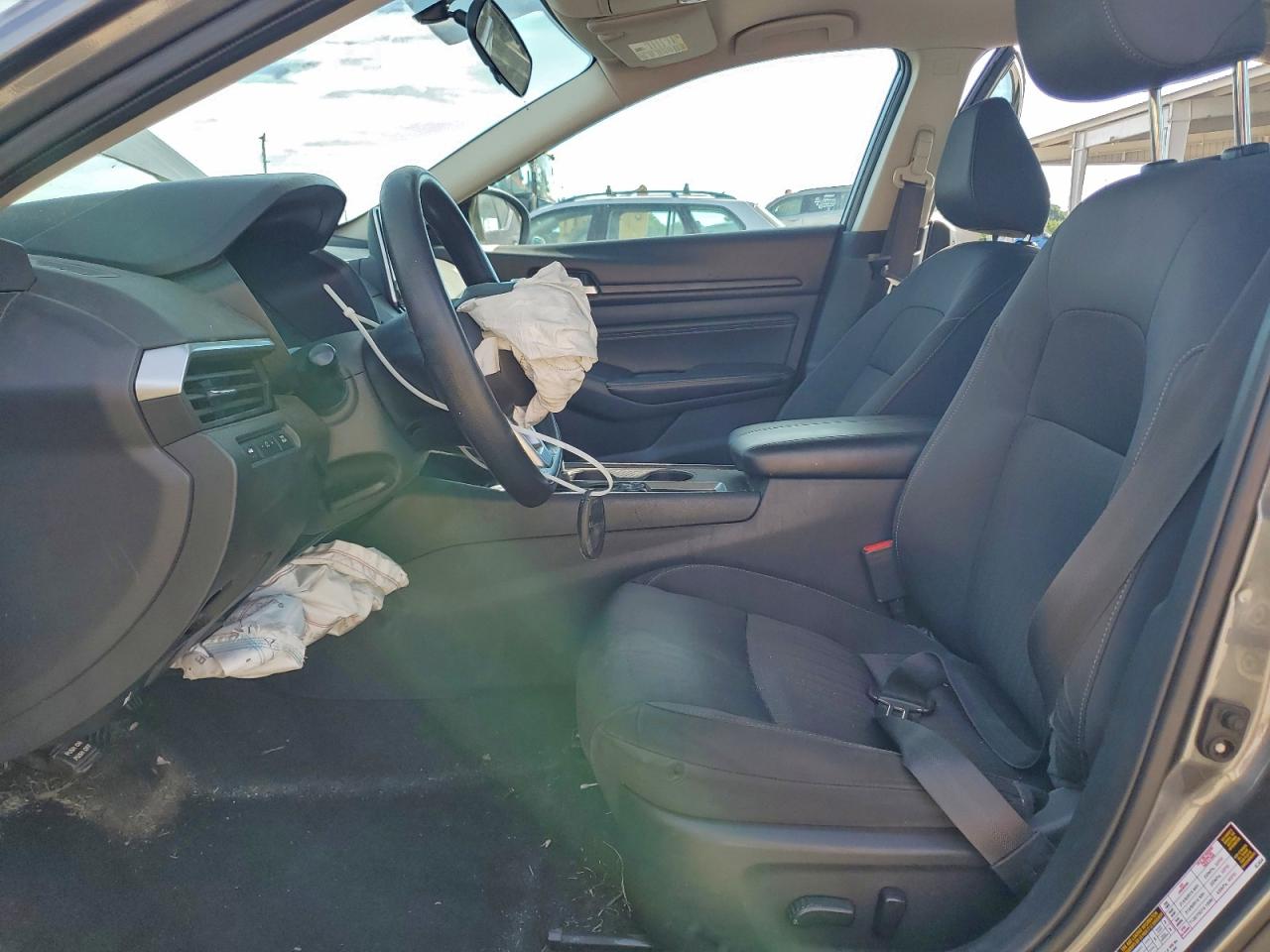 2019 NISSAN ALTIMA S photo 7