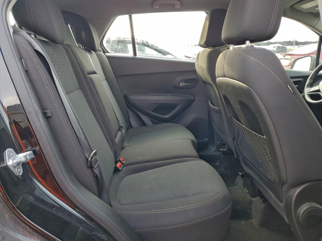 2020 CHEVROLET TRAX LS photo 11