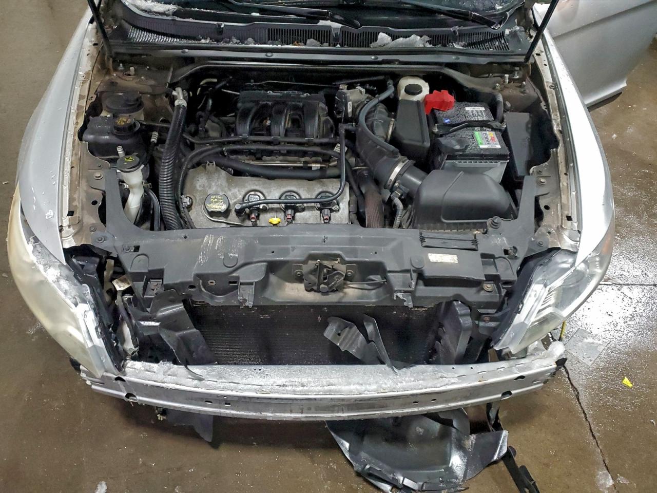 2011 FORD TAURUS SEL photo 11