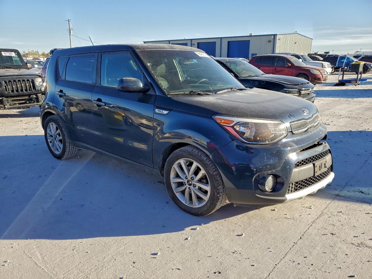 2017 KIA SOUL + photo 7