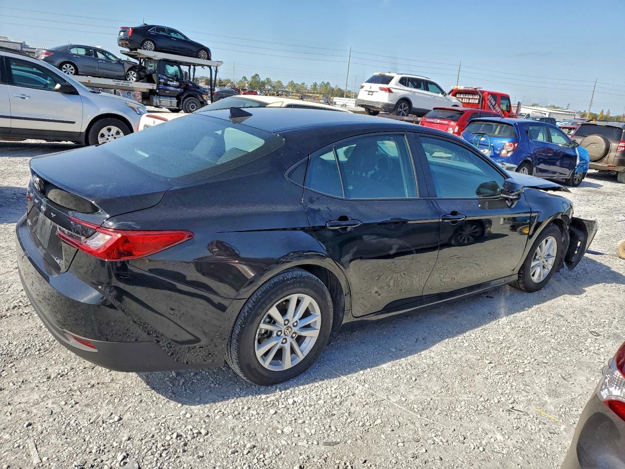 2025 TOYOTA CAMRY LE photo 3