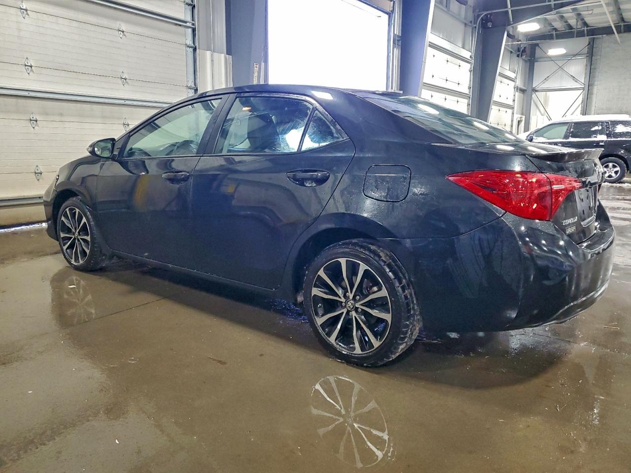 2017 TOYOTA COROLLA L photo 2