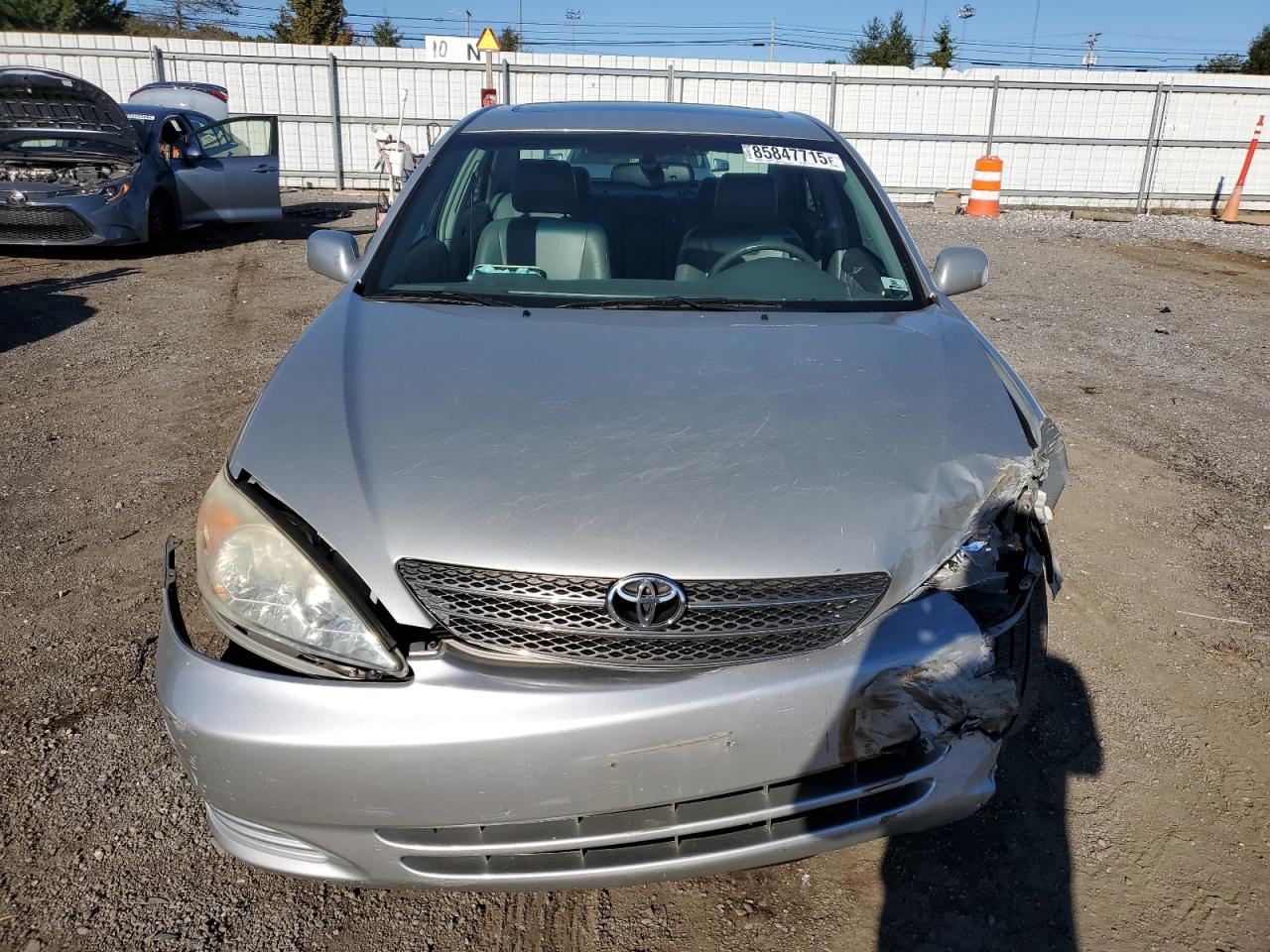 2002 TOYOTA CAMRY LE photo 5