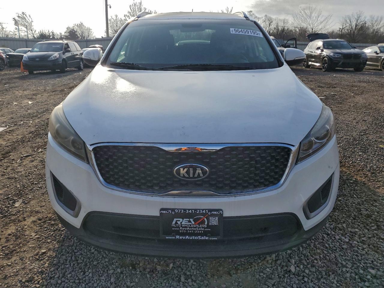 2016 KIA SORENTO LX photo 5