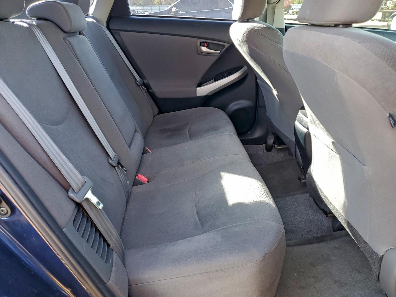 2014 TOYOTA PRIUS photo 10