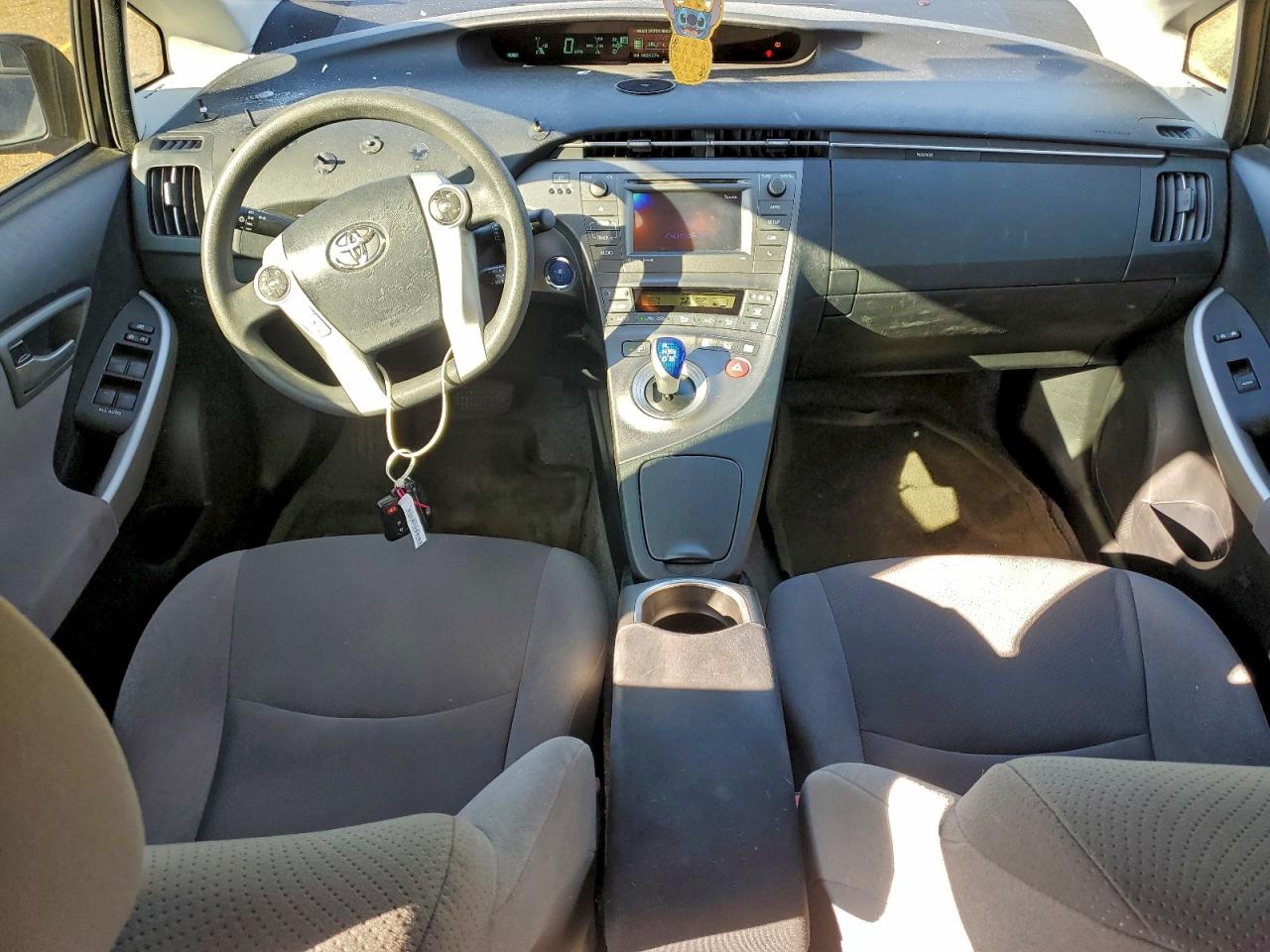2014 TOYOTA PRIUS photo 8