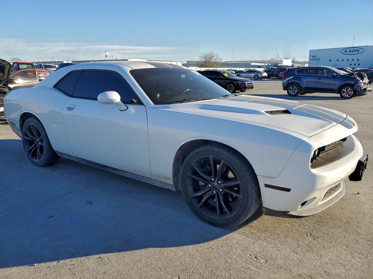 2016 DODGE CHALLENGER SXT photo 7